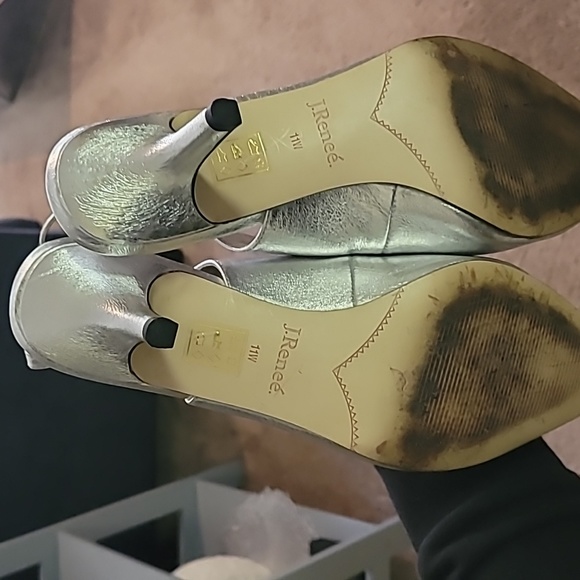 Silver Low Slingback Heels - Picture 3 of 4